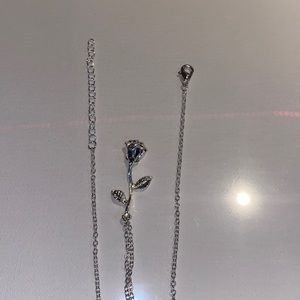 Silver necklaces 3 pack